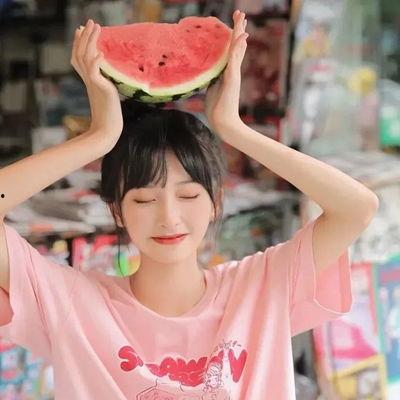 娱乐吃瓜群头像图片女,揭秘娱乐吃瓜群头像中的魅力女生